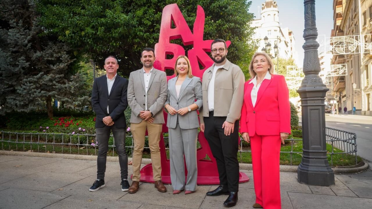 El PSOE de Albacete presenta su candidatura al Congreso para el 29N con la defensa de los derechos sociales y laborales como prioridad