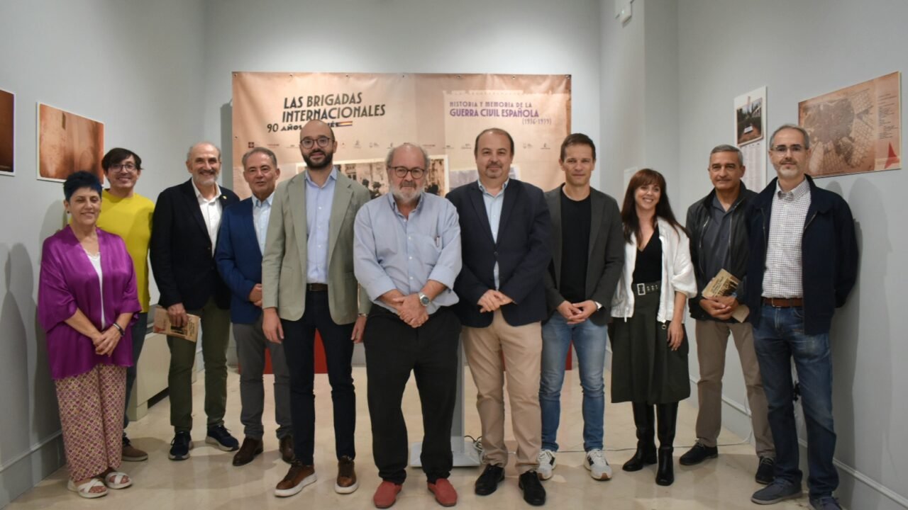El Chalé Fontecha de Albacete acoge la muestra por el 90 aniversario de las Brigadas Internacionales