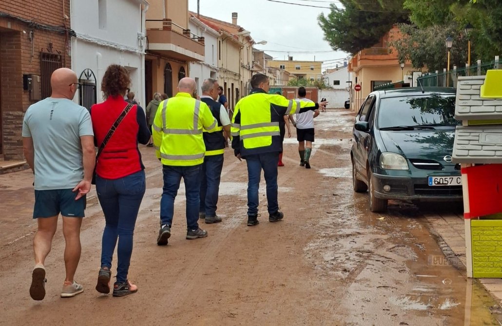 Vista del pleno de la Diputación de Albacete durante la sesión en la que el presidente anunció la solicitud para declarar Madrigueras zona gravemente afectada.
